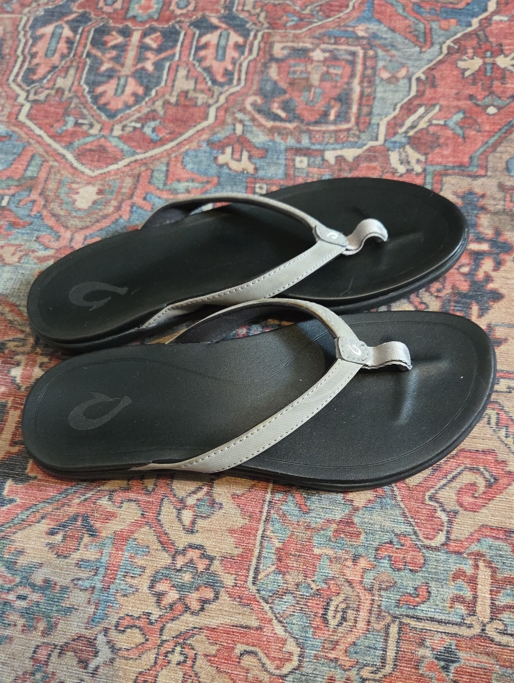 OLUKAI Women's Ho `Opio Leather Sandals  Size US 6